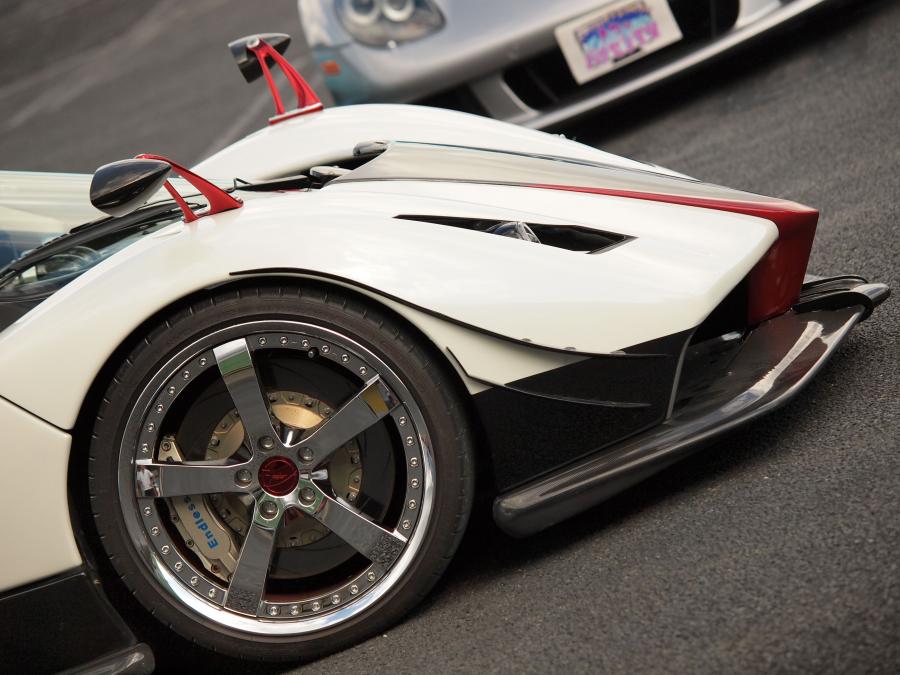 Детали экстерьера Pagani Zonda C12 S Anija (76022) 2012 года  (фото 6 из 9)